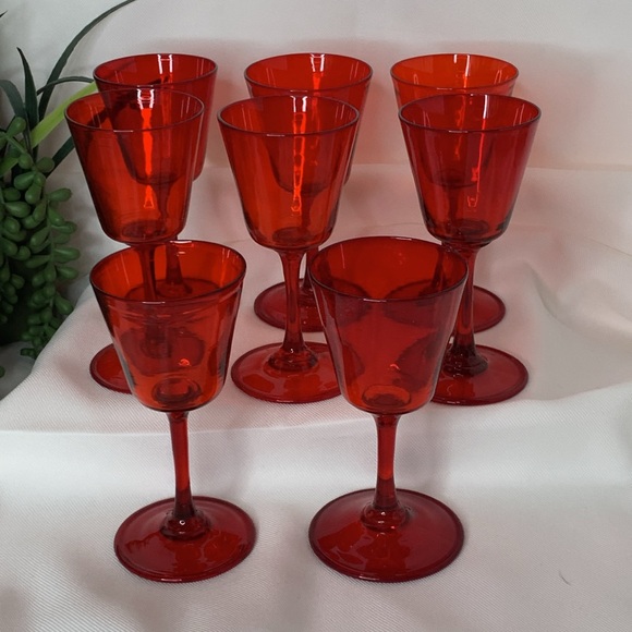 Set of 8 vintage / antique Ombre ruby reddish orange cordial glasses - Picture 2 of 12